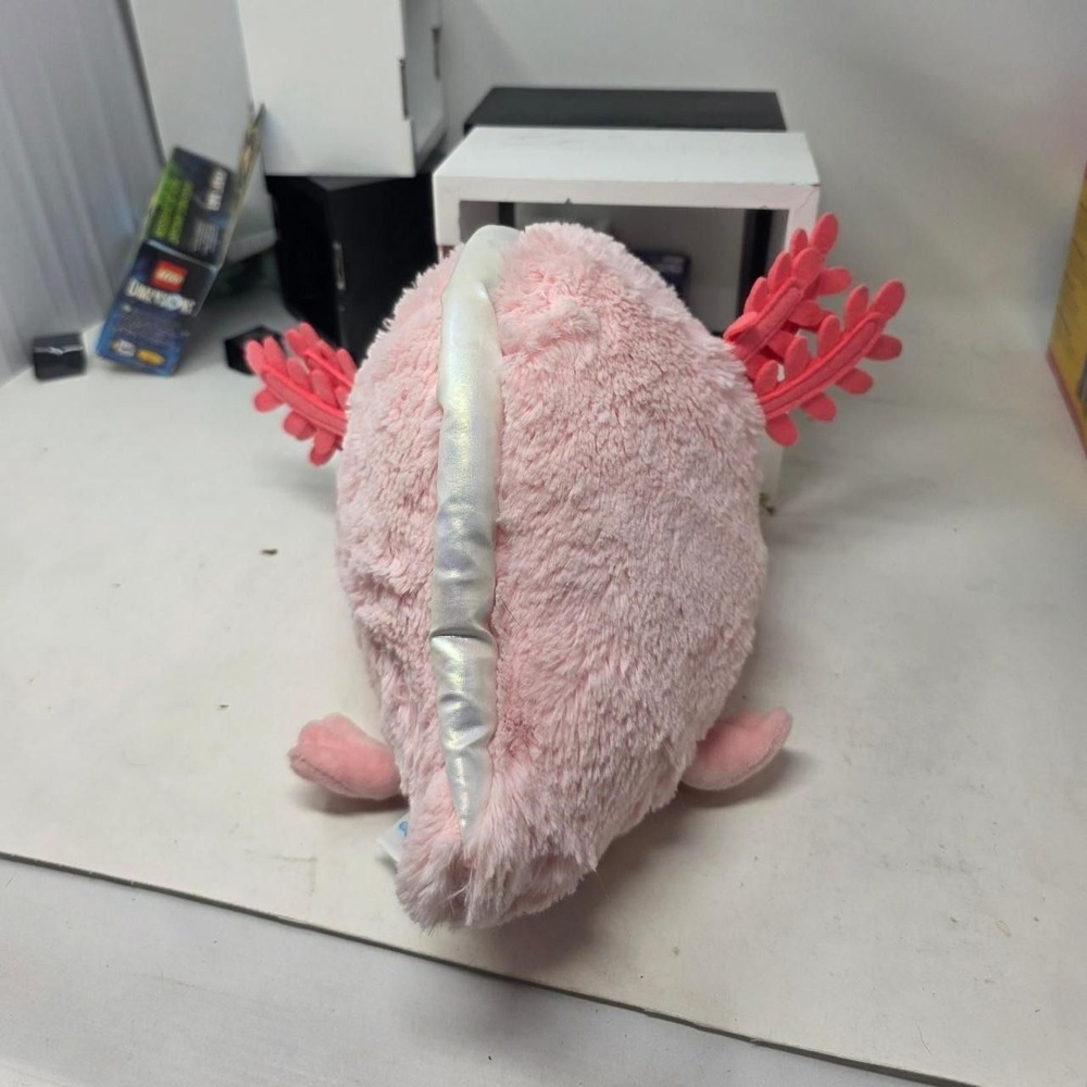 squishable axolotl - Picture 2 of 2